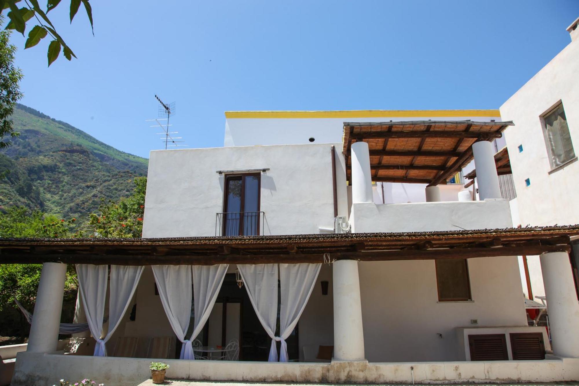 Da Marusca Apartment Santa Marina Salina Bilik gambar