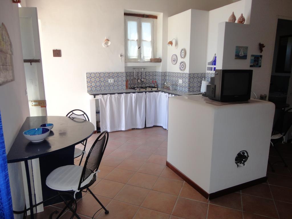 Da Marusca Apartment Santa Marina Salina Bilik gambar