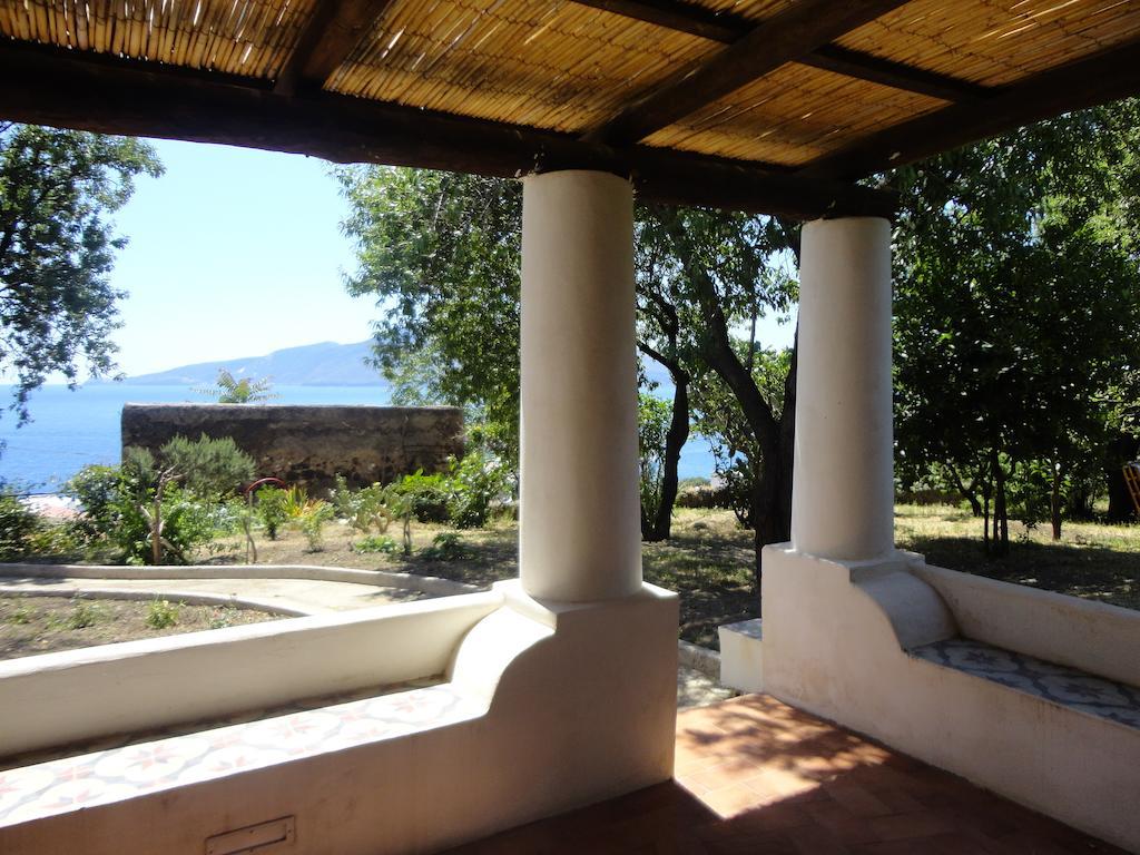 Da Marusca Apartment Santa Marina Salina Bilik gambar