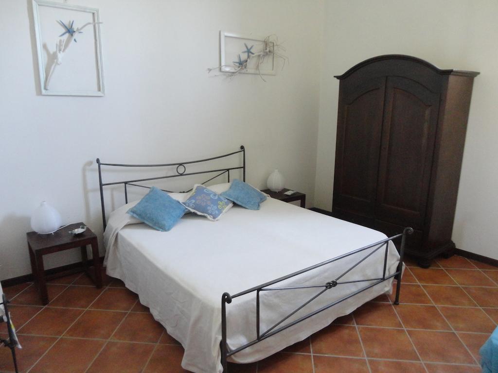 Da Marusca Apartment Santa Marina Salina Bilik gambar