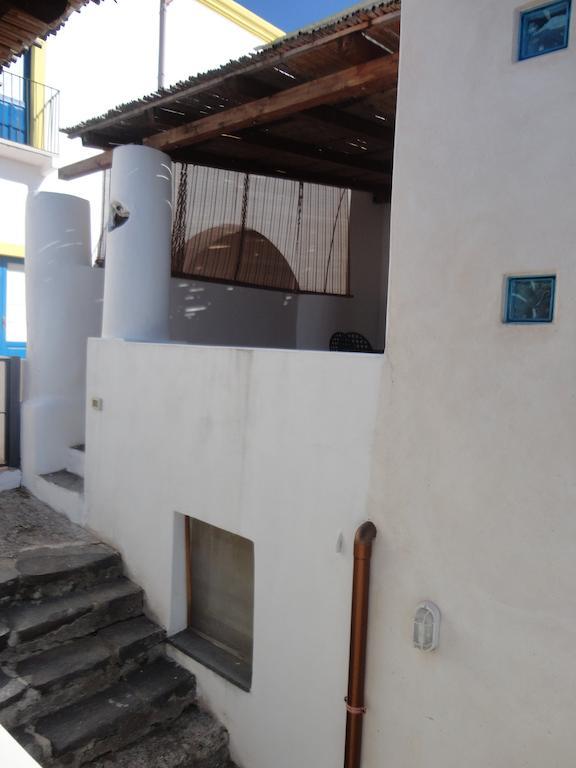 Da Marusca Apartment Santa Marina Salina Bilik gambar